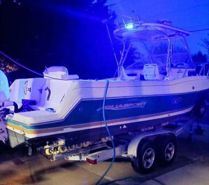 25ft Aquasport Yacht For Sale