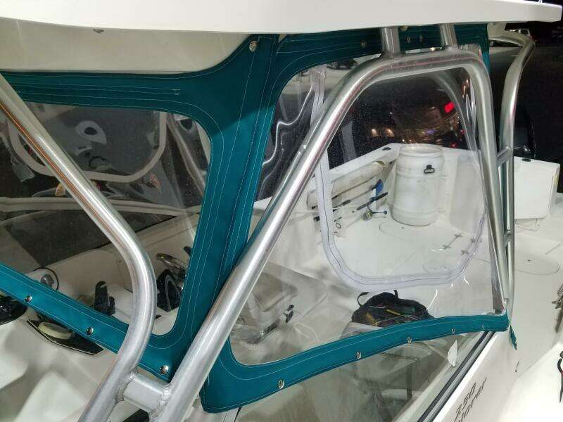 25ft Aquasport Yacht For Sale