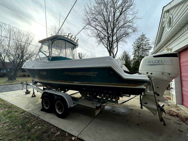 25ft Aquasport Yacht For Sale