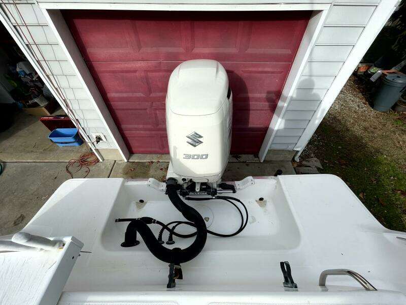 25ft Aquasport Yacht For Sale