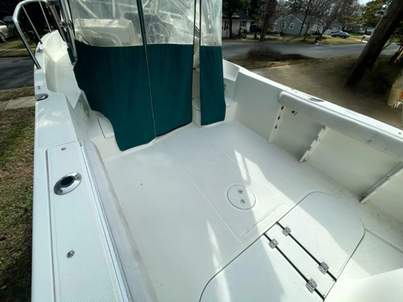 2001 Aquasport 250 Explorer