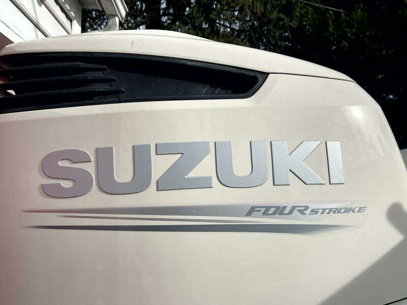 25ft Aquasport Yacht For Sale