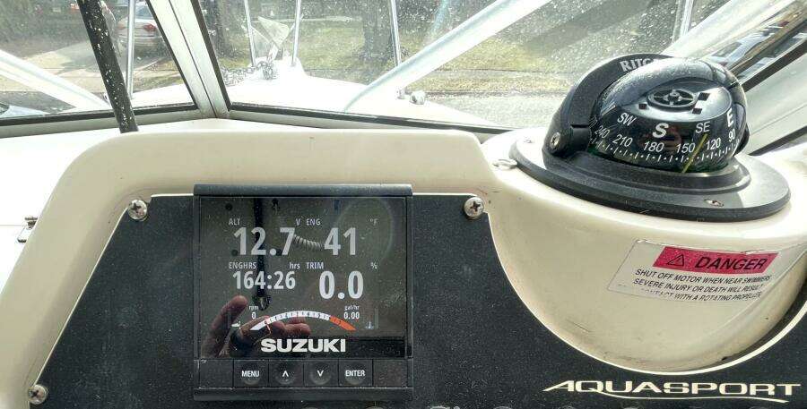 25ft Aquasport Yacht For Sale