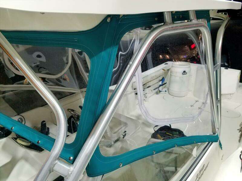 25ft Aquasport Yacht For Sale