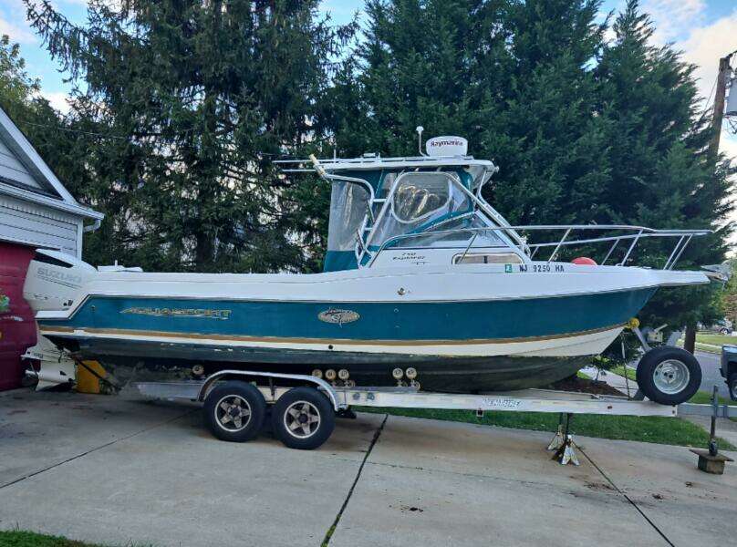 25ft Aquasport Yacht For Sale