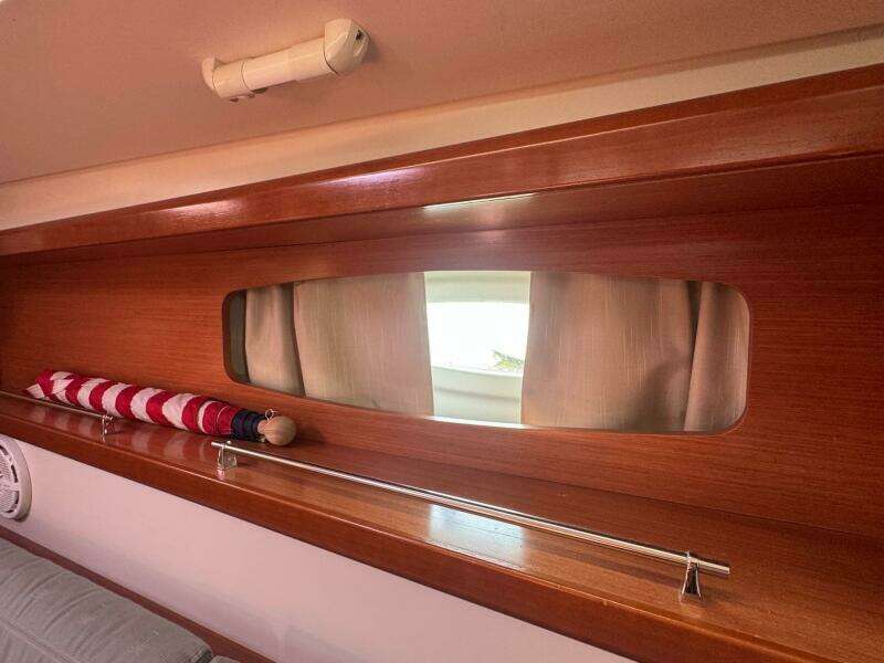 Mauri Jo 33ft Beneteau Yacht For Sale