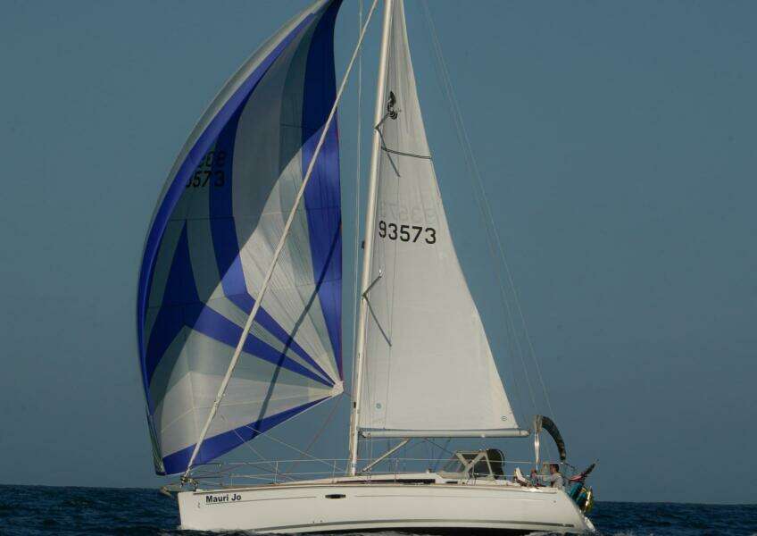 Mauri Jo 33ft Beneteau Yacht For Sale