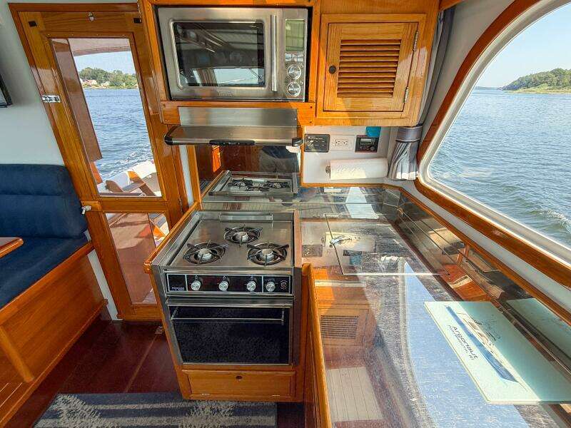Argonaut 38ft Wilbur Yacht For Sale