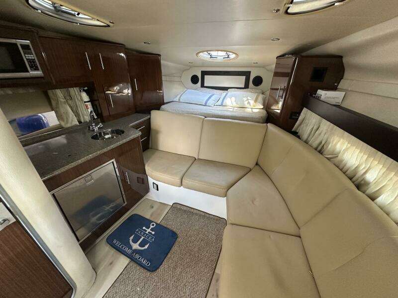 Panacea 32ft Regal Yacht For Sale