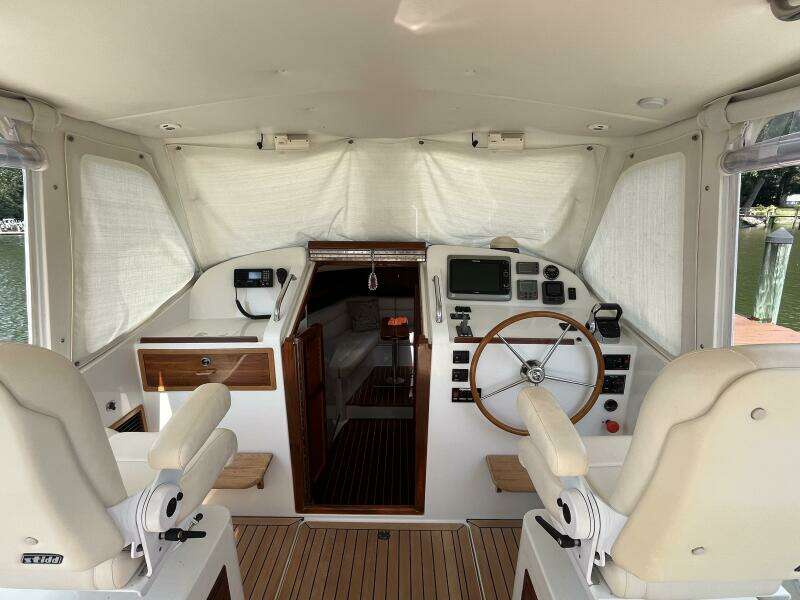 At Ease 34ft MJM Yacht For Sale