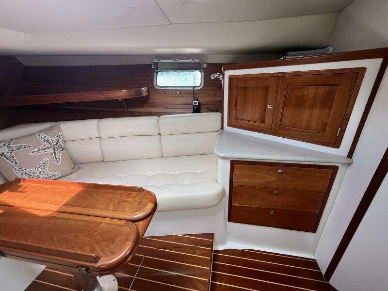 At Ease 34ft MJM Yacht For Sale