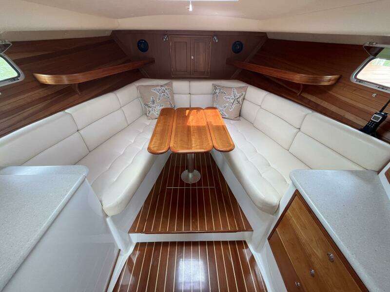 At Ease 34ft MJM Yacht For Sale