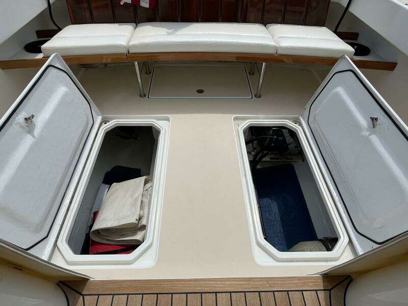 At Ease 34ft MJM Yacht For Sale