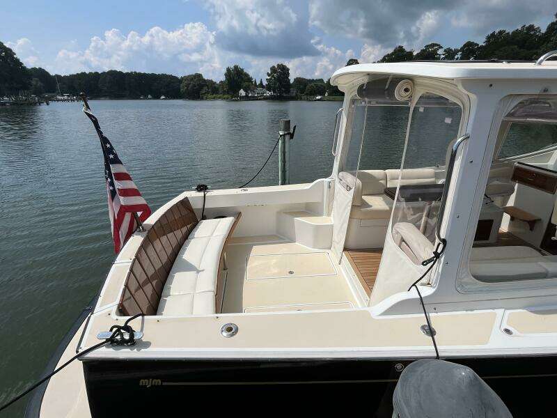 At Ease 34ft MJM Yacht For Sale