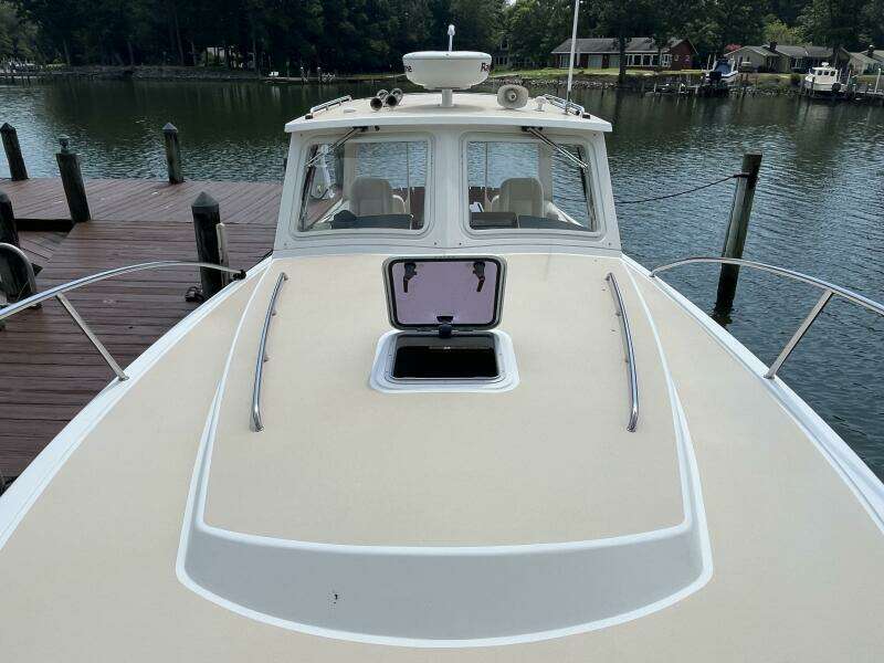 At Ease 34ft MJM Yacht For Sale