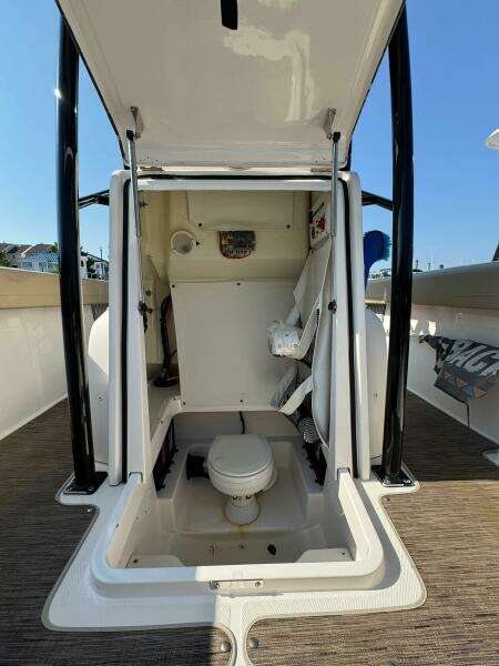 22ft Wellcraft Yacht For Sale