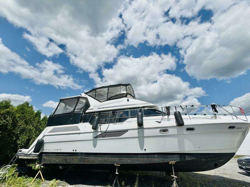 FINAL DIAMOND III 43ft Bayliner Yacht For Sale