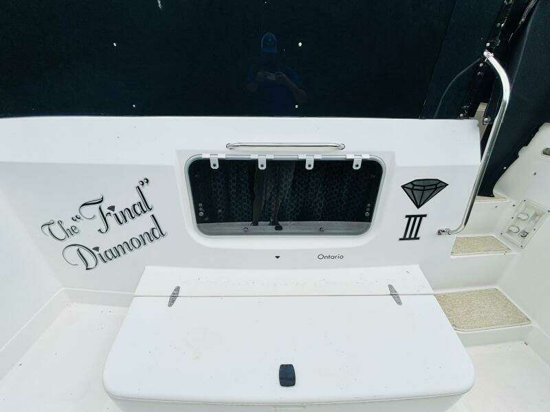 FINAL DIAMOND III 43ft Bayliner Yacht For Sale