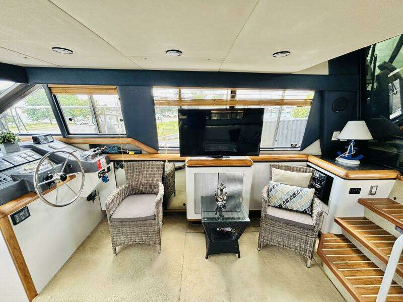 FINAL DIAMOND III 43ft Bayliner Yacht For Sale