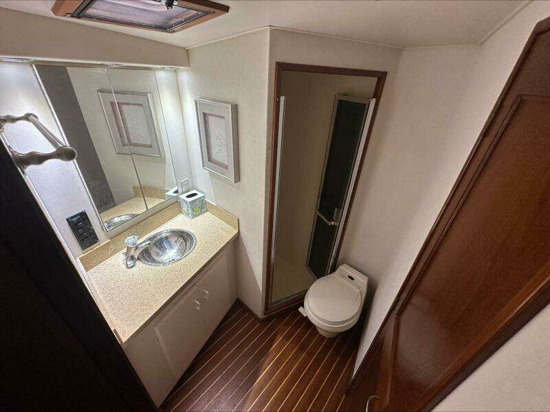 43ft Viking Yacht For Sale 43ft Viking Yacht For Sale