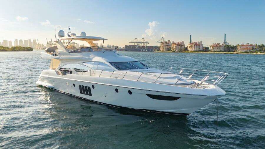 Drakar 70ft Azimut Yacht For Sale
