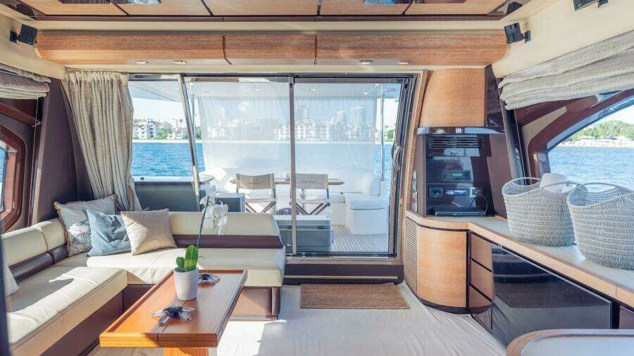 Drakar 70ft Azimut Yacht For Sale