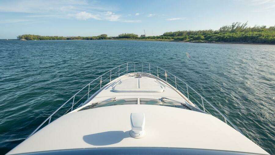 Drakar 70ft Azimut Yacht For Sale
