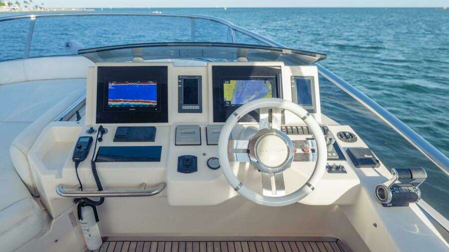 Drakar 70ft Azimut Yacht For Sale