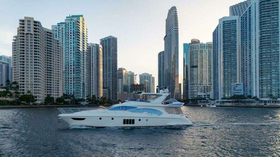 Drakar 70ft Azimut Yacht For Sale