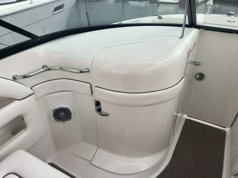30ft Sea Ray Yacht For Sale