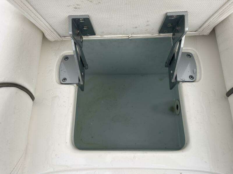 30ft Sea Ray Yacht For Sale