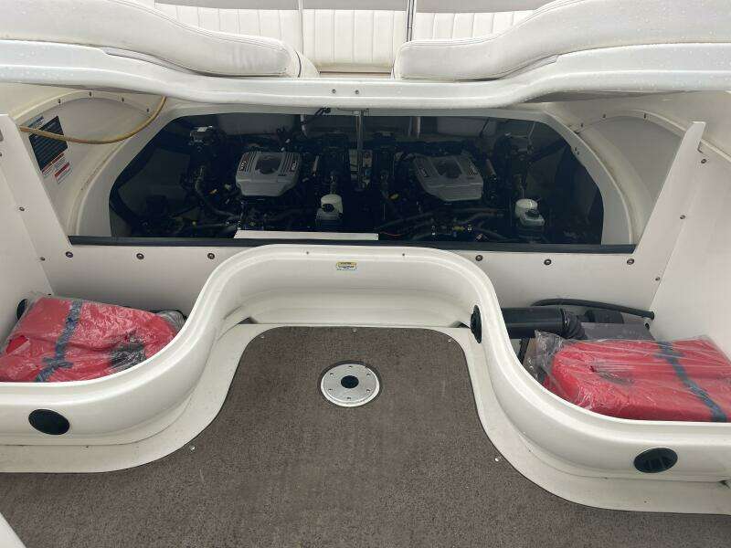 30ft Sea Ray Yacht For Sale