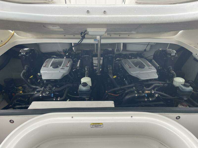 30ft Sea Ray Yacht For Sale