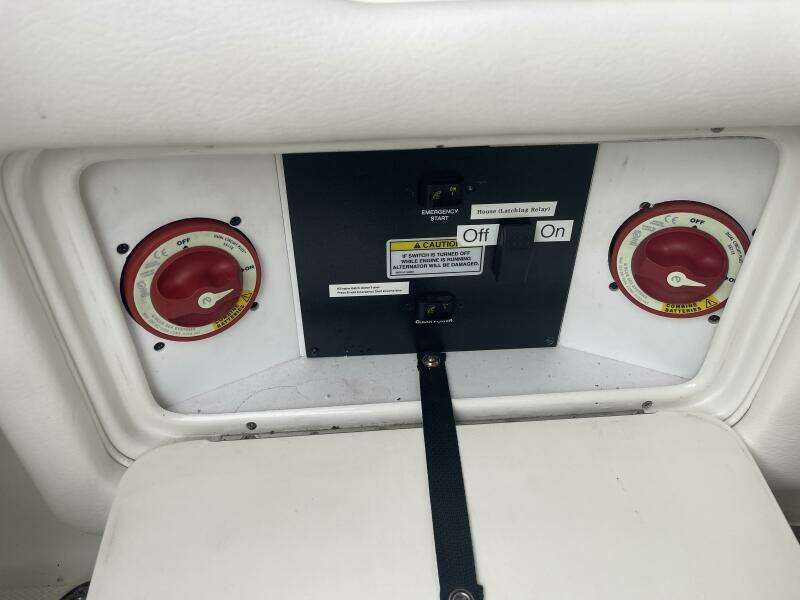 30ft Sea Ray Yacht For Sale
