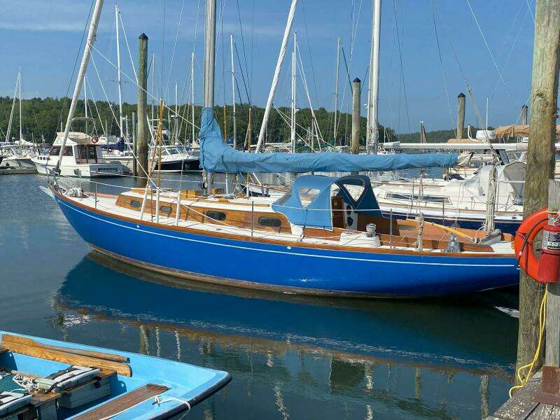 Outer Limits 35ft Hinckley Yacht For Sale