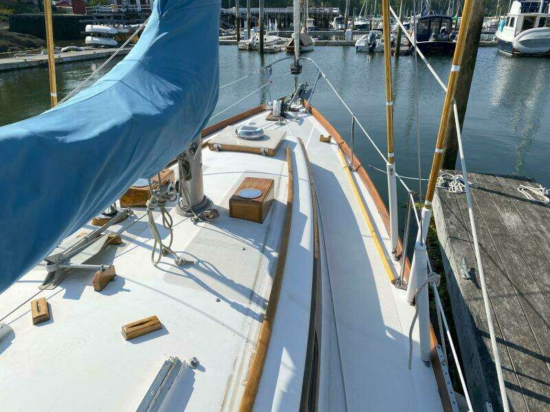 Outer Limits 35ft Hinckley Yacht For Sale