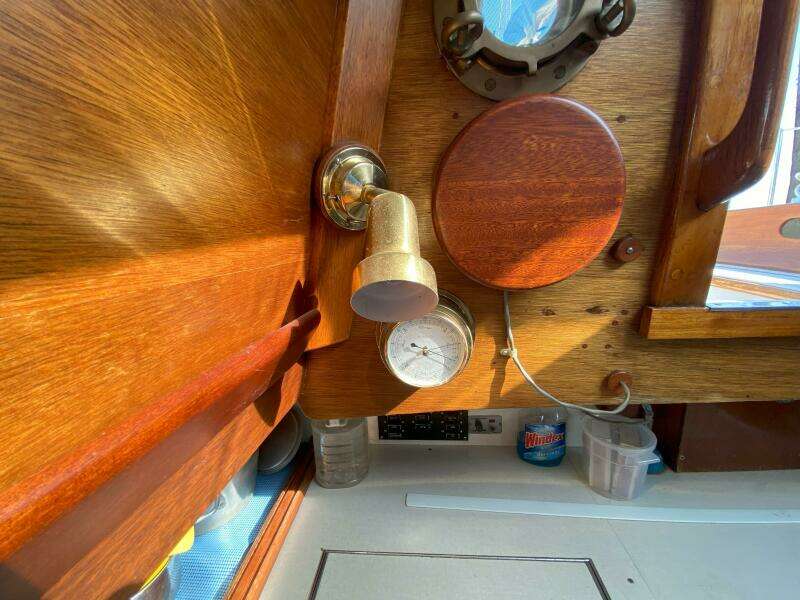 Outer Limits 35ft Hinckley Yacht For Sale