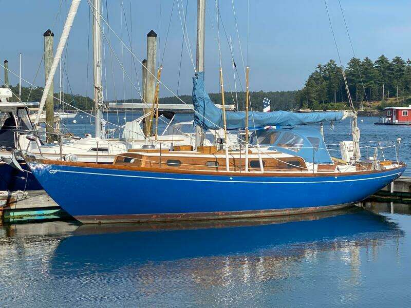 Outer Limits 35ft Hinckley Yacht For Sale