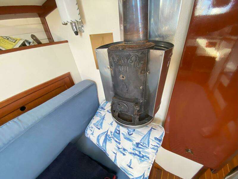 Outer Limits 35ft Hinckley Yacht For Sale