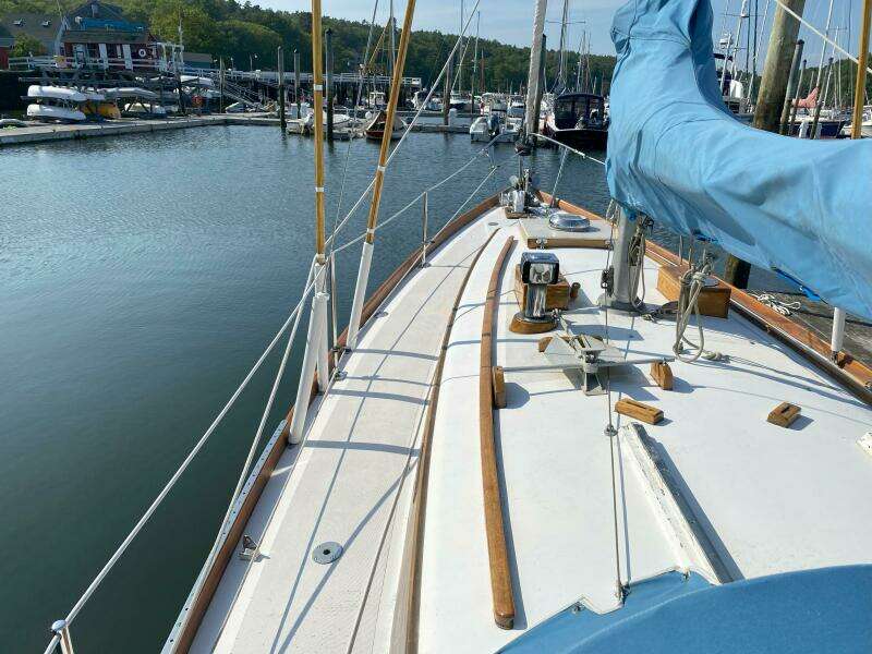Outer Limits 35ft Hinckley Yacht For Sale