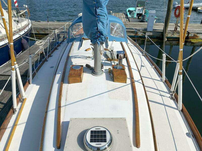 Outer Limits 35ft Hinckley Yacht For Sale