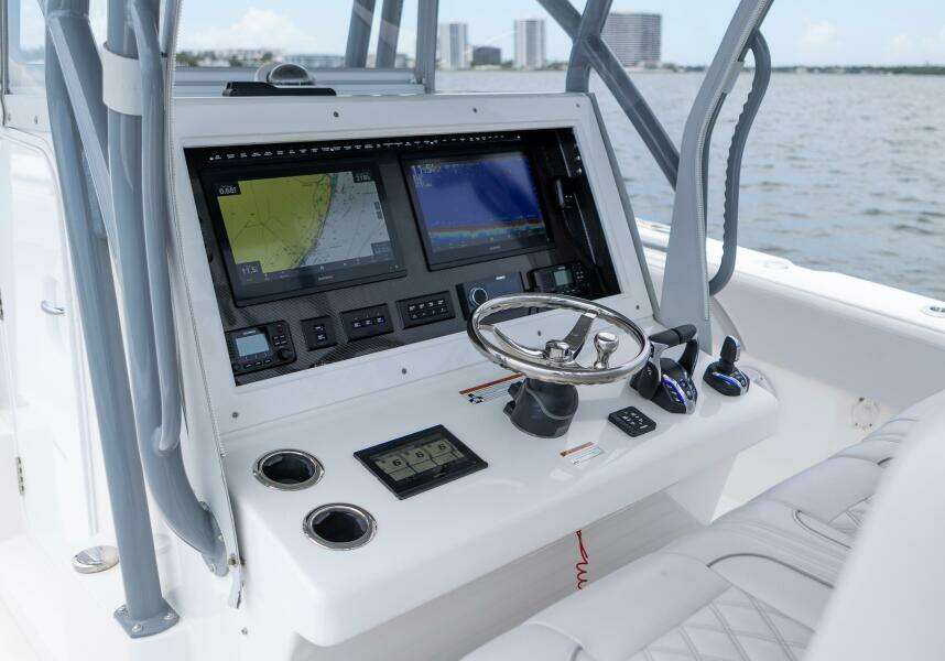 Helm Station