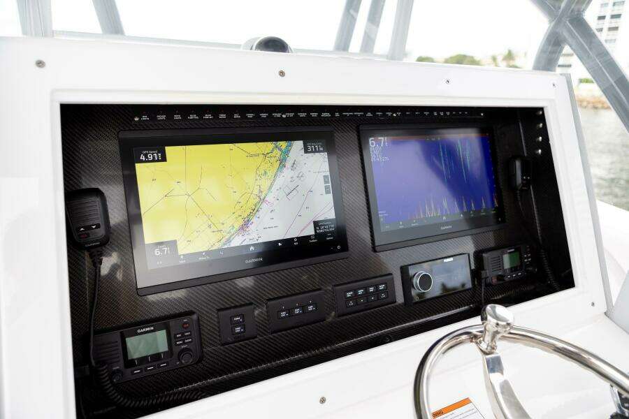 Helm Station