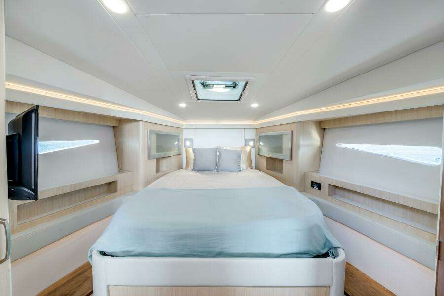 42ft Regal Yacht For Sale 42ft Regal Yacht For Sale