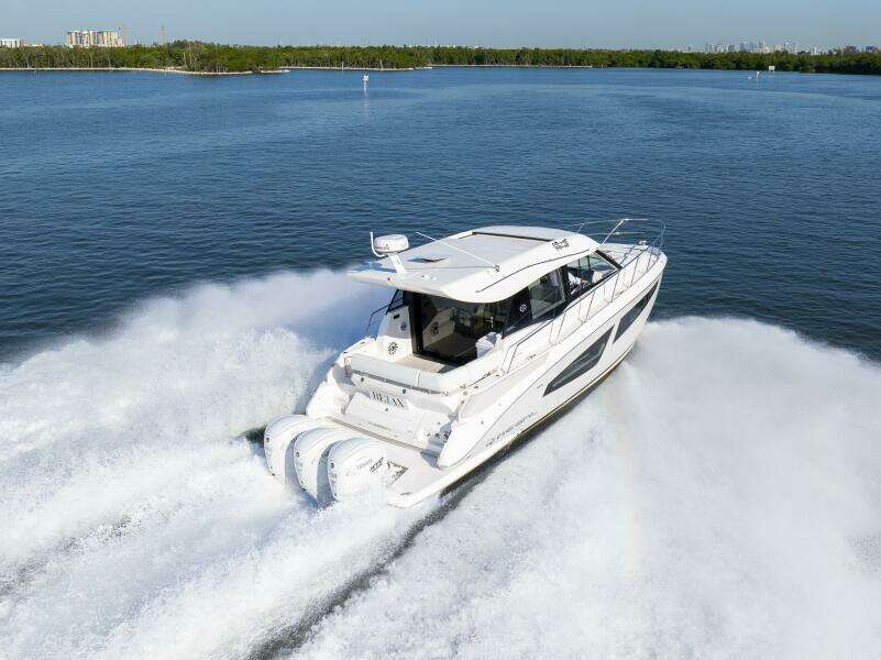 42ft Regal Yacht For Sale 42ft Regal Yacht For Sale