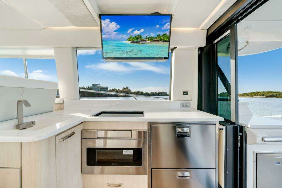 42ft Regal Yacht For Sale 42ft Regal Yacht For Sale