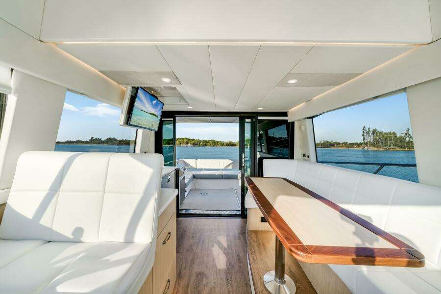 42ft Regal Yacht For Sale 42ft Regal Yacht For Sale