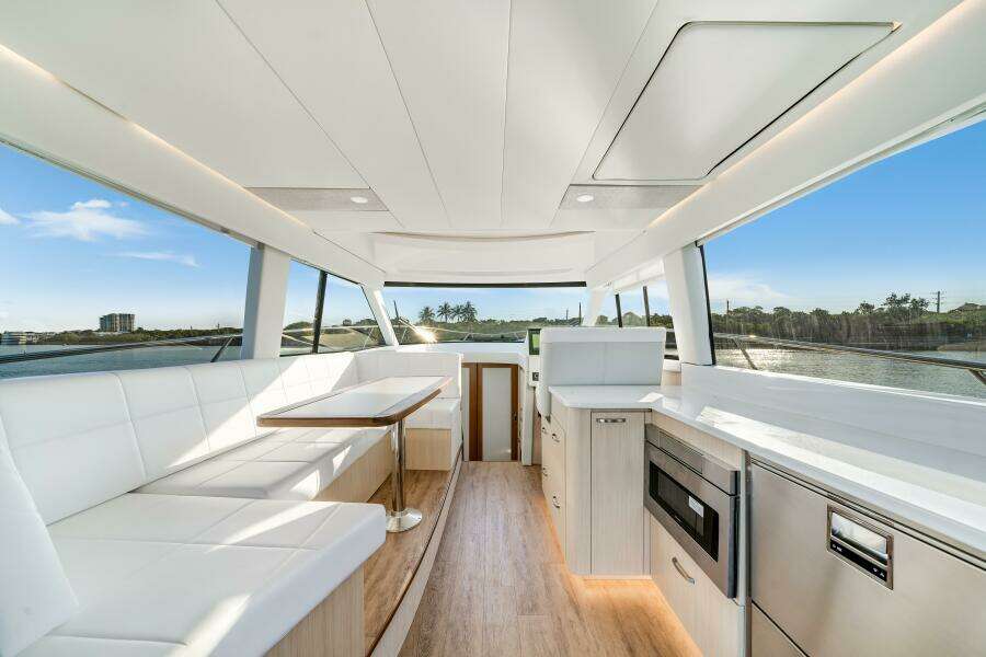 42ft Regal Yacht For Sale 42ft Regal Yacht For Sale