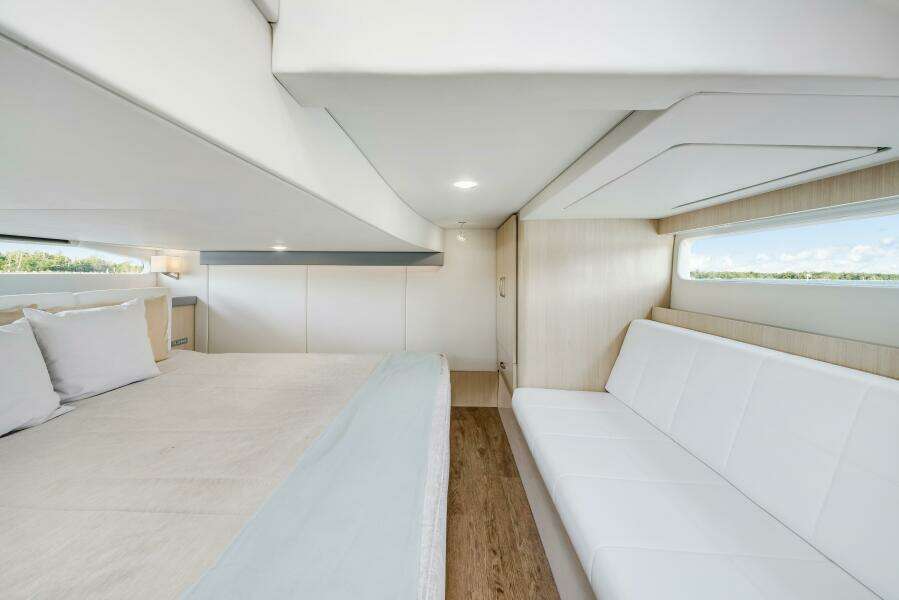 42ft Regal Yacht For Sale 42ft Regal Yacht For Sale