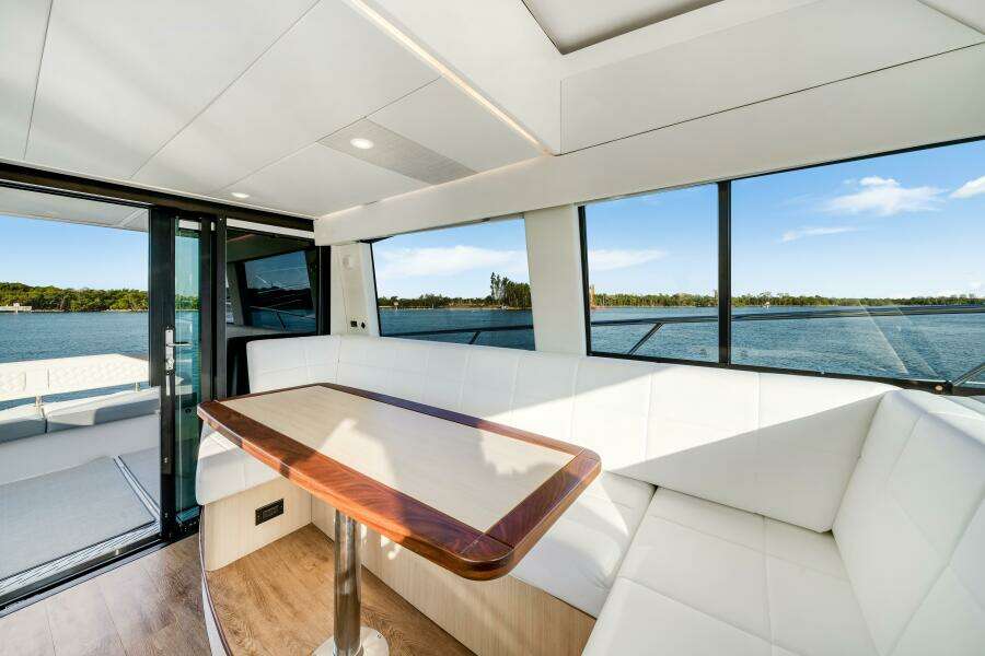 42ft Regal Yacht For Sale 42ft Regal Yacht For Sale